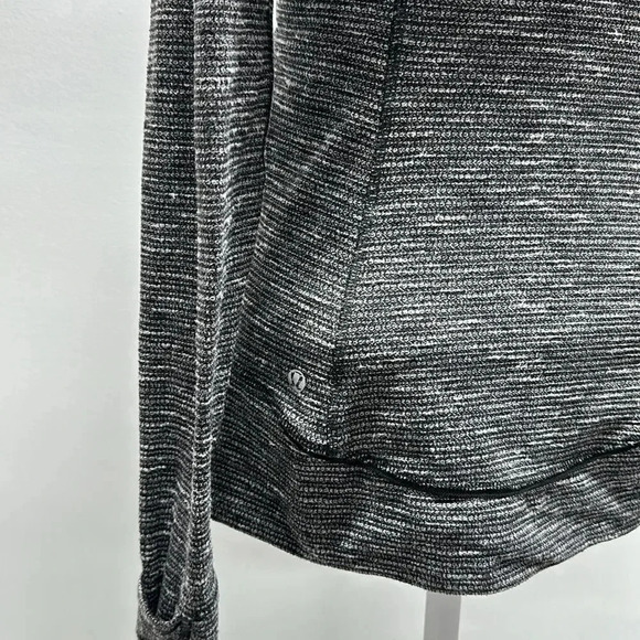 Lululemon Think Fast Pullover Long Sleeve Top Charcoal Herringbone Black Size 6 - Picture 7 of 11